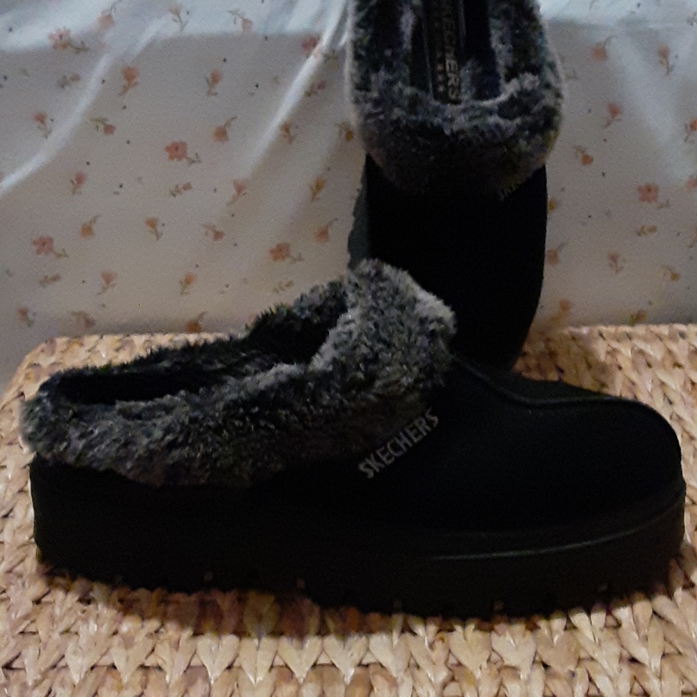 Skechers Lined Winter Boots 8